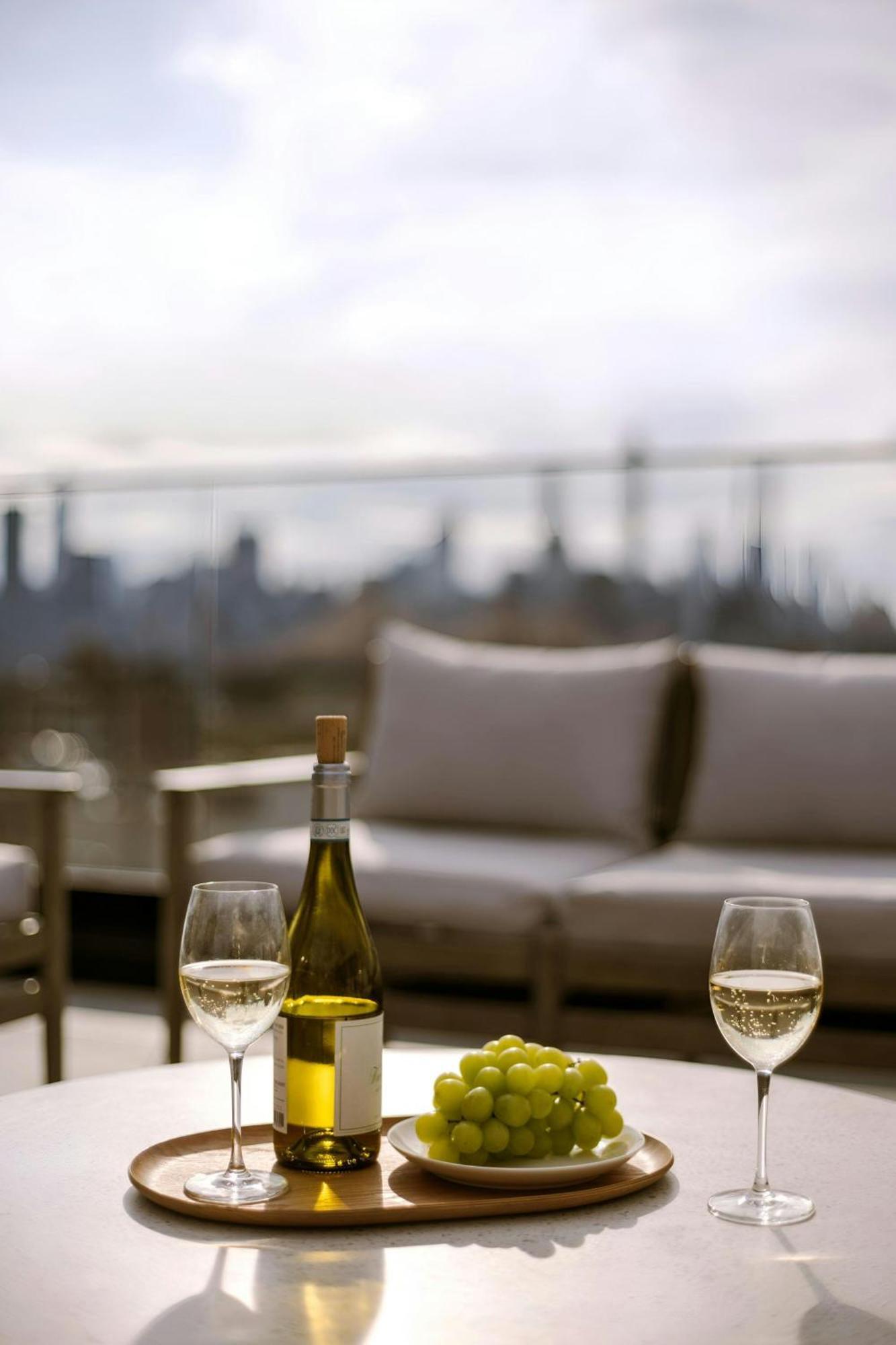 Hotel Sonder By Marriott Bonvoy The Dutch Apartments Long Island City 3*