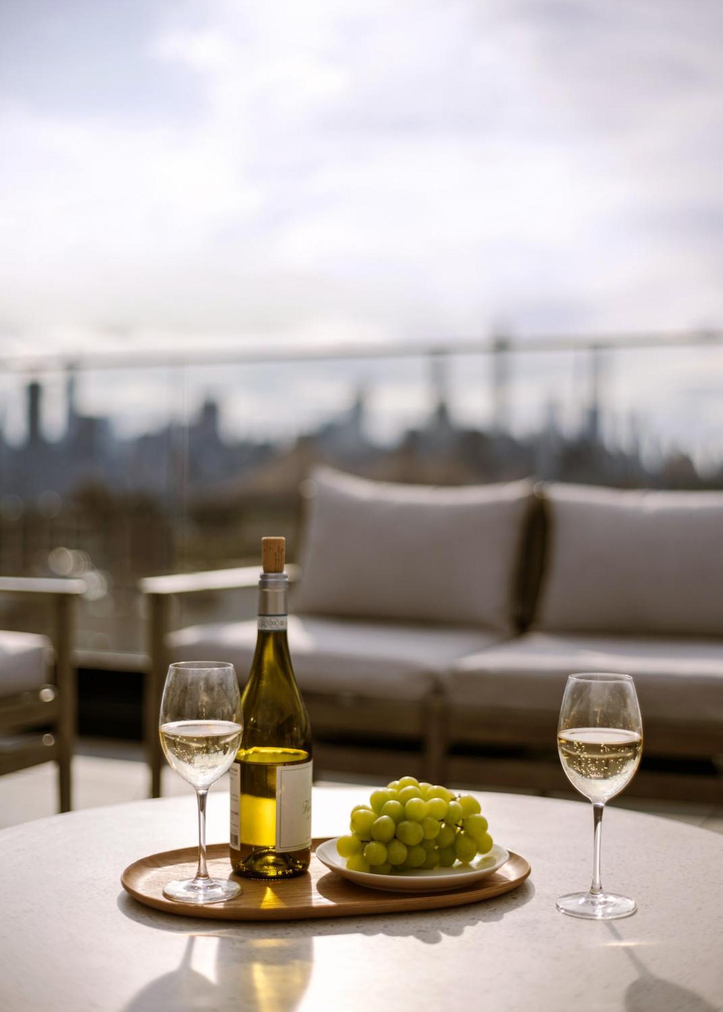 Hotel Sonder By Marriott Bonvoy The Dutch Apartments Long Island City